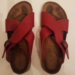 Birkenstock - Red Buckle Crossover Sz.8 5